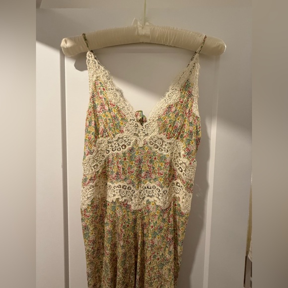 DOEN Floral Yellow Lace Maxi Dress - Picture 6 of 14